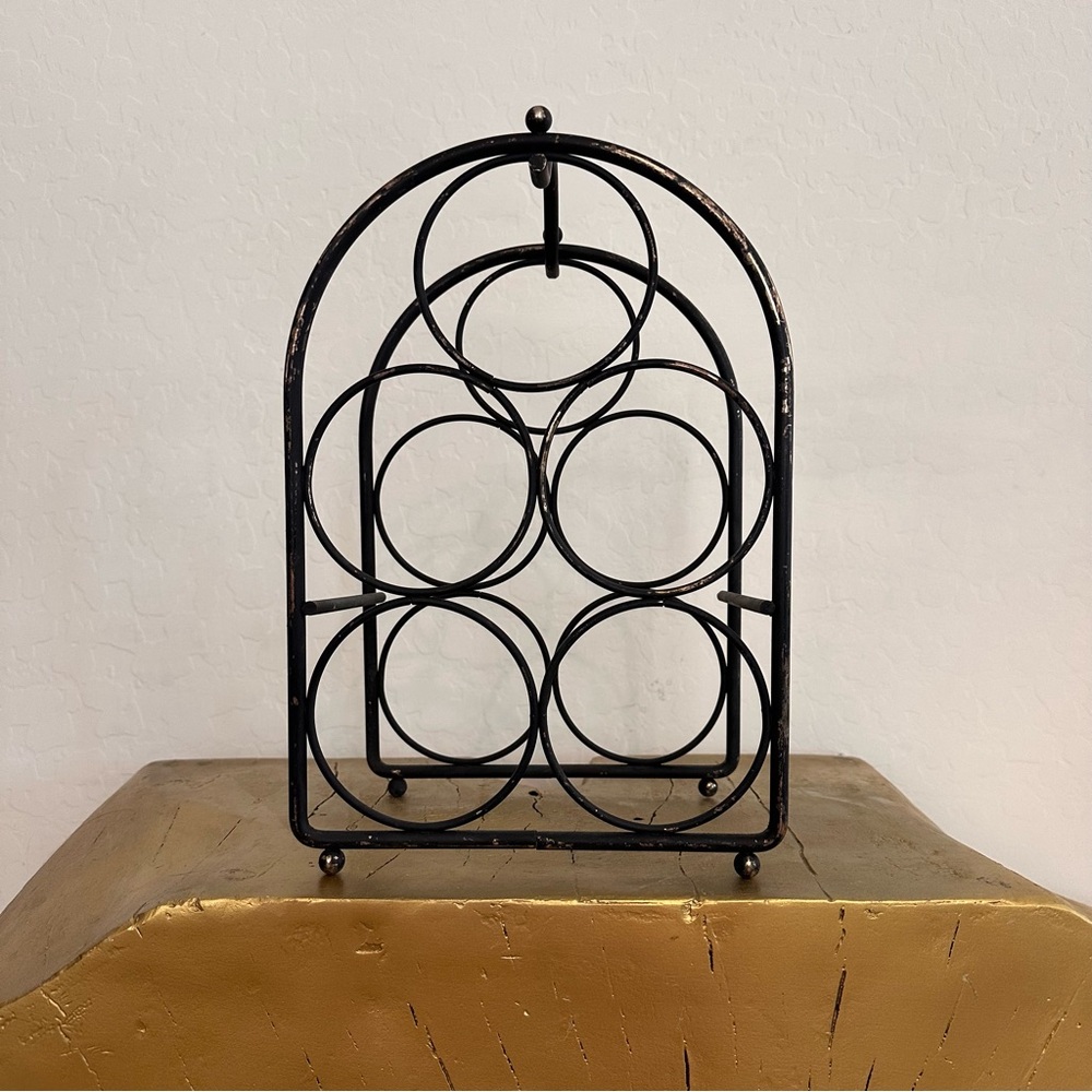 Painted Black Metal 5-bottle Wine Holder rack